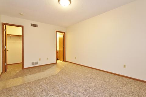 1606 Edgewater Dr, Morris, IL 60450 photo 9