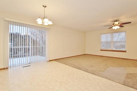 1606 Edgewater Dr, Morris, IL 60450 photo 8