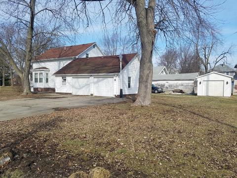 305 Maple Ave, Minonk, IL 61760 photo 4