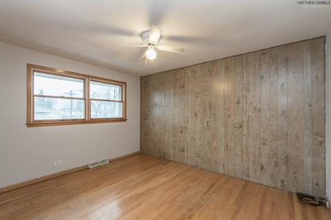 7813 W 80th Pl, Bridgeview, IL 60455 photo 22