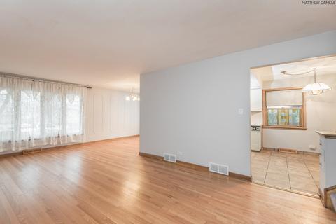 7813 W 80th Pl, Bridgeview, IL 60455 photo 3