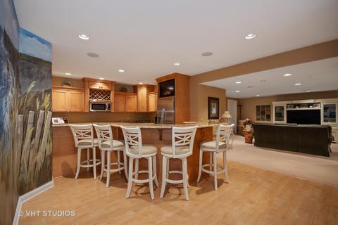 1019 James Ct, Wheaton, IL 60189 photo 24