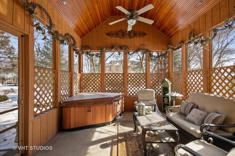1019 James Ct, Wheaton, IL 60189 photo 14