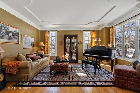 1019 James Ct, Wheaton, IL 60189 photo 4