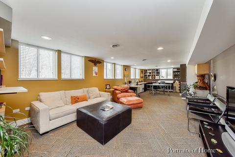 918 S Hale St, Wheaton, IL 60189 photo 27