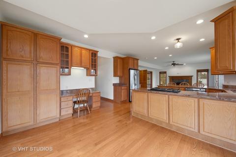 7250 S Park Ave, Burr Ridge, IL 60527 photo 5
