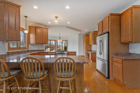 7250 S Park Ave, Burr Ridge, IL 60527 photo 6