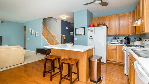 1963 Woodhaven Dr, Bartlett, IL 60103 photo 7