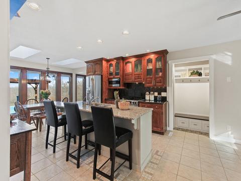 8628 N 2000 East Rd E, Downs, IL 61736 photo 9