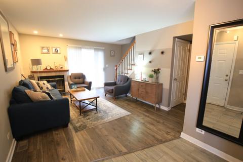 477 Nicole Dr #5A, Bartlett, IL 60103 photo 5