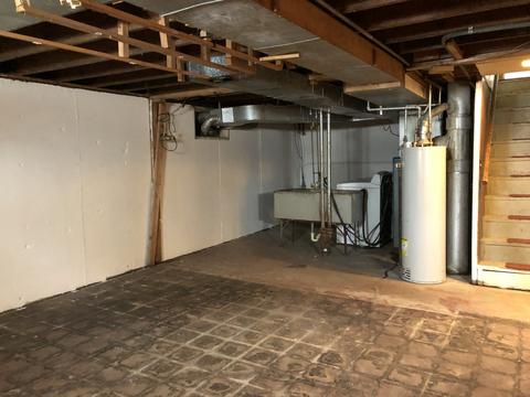 835 Morgan St, Elgin, IL 60123 photo 10