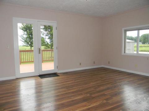 702 Main St, Chenoa, IL 61726 photo 6
