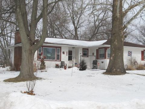 600 E Blaine St, Harvard, IL 60033 photo 1