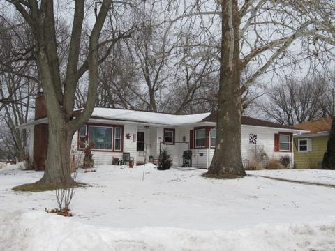 600 E Blaine St, Harvard, IL 60033 photo 2