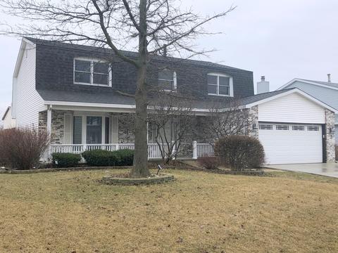 1131 Warwick Cir N, Hoffman Estates, IL 60169 photo 1