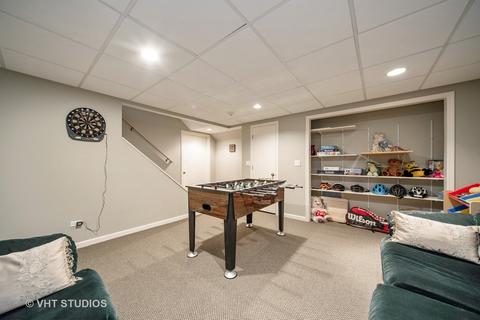 1131 Warwick Cir N, Hoffman Estates, IL 60169 photo 26