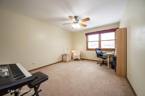 1131 Warwick Cir N, Hoffman Estates, IL 60169 photo 23
