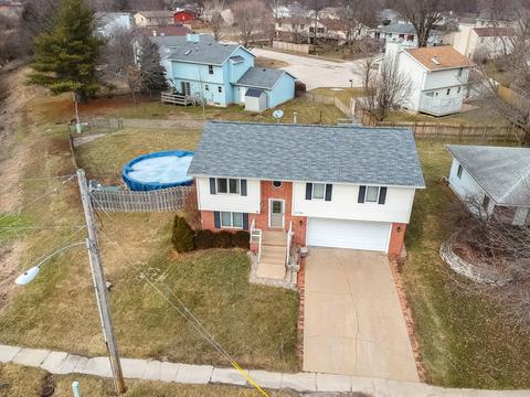 1722 Hovey Ave, Normal, IL 61761 photo 2