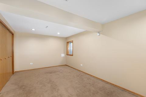 532 Maple Dr, Streamwood, IL 60107 photo 24