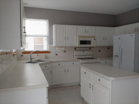 32829 Weathervane Ln, Lakemoor, IL 60051 photo 11