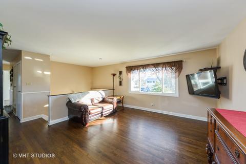 1450 Gentry Rd, Hoffman Estates, IL 60169 photo 8