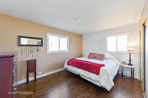 1450 Gentry Rd, Hoffman Estates, IL 60169 photo 11