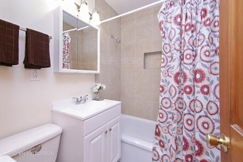 3002 Martin Ln, Rolling Meadows, IL 60008 photo 8