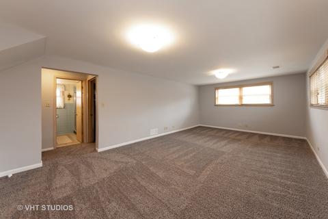 890 Timothy Ln, Des Plaines, IL 60016 photo 15