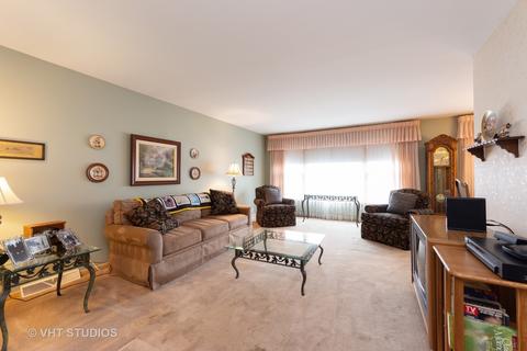 890 Timothy Ln, Des Plaines, IL 60016 photo 2