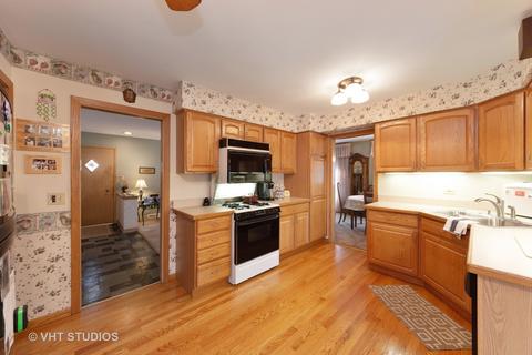 890 Timothy Ln, Des Plaines, IL 60016 photo 7