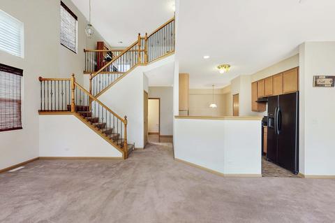 21147 Gray Hawk Dr, Matteson, IL 60443 photo 2