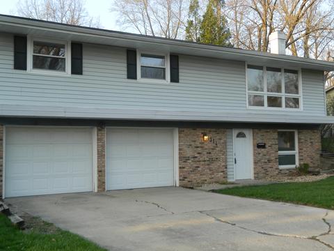 314 Garfield Dr, Bloomington, IL 61701 photo 1