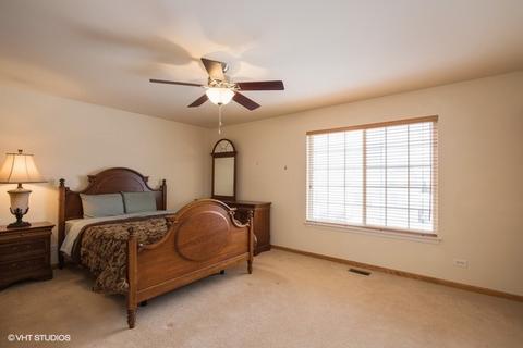 7191 Buchanan Dr, Gurnee, IL 60031 photo 9