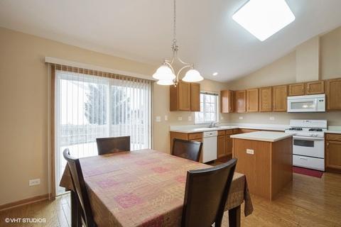 7191 Buchanan Dr, Gurnee, IL 60031 photo 7