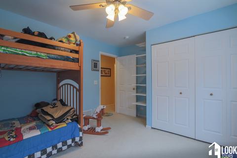 150 Exeter Ct, Roselle, IL 60172 photo 26