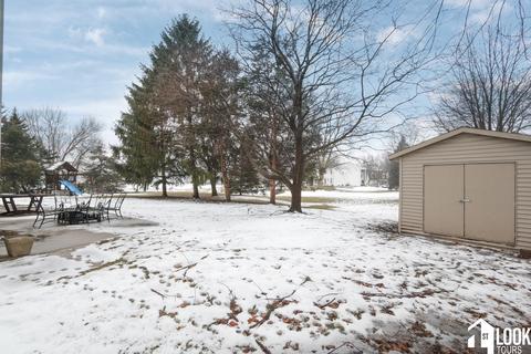 150 Exeter Ct, Roselle, IL 60172 photo 40
