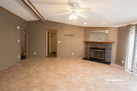 406 W 15th St, Georgetown, IL 61846 photo 2