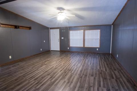406 W 15th St, Georgetown, IL 61846 photo 8