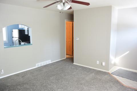 615 E Lee St, Plano, IL 60545 photo 9