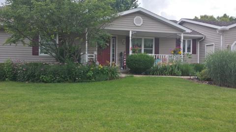 101 Wright Dr, Utica, IL 61373 photo 3