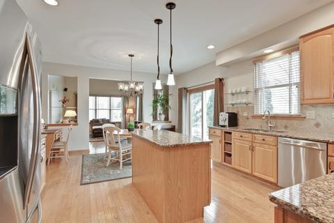 5372 Galloway Dr, Hoffman Estates, IL 60192 photo 11