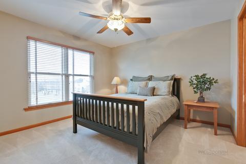 5372 Galloway Dr, Hoffman Estates, IL 60192 photo 24