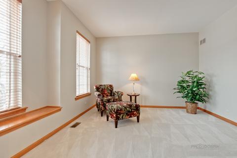5372 Galloway Dr, Hoffman Estates, IL 60192 photo 15