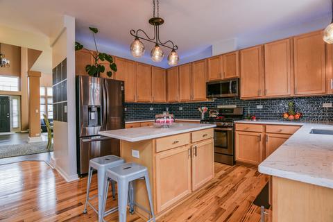 1642 Montclair Dr, Elgin, IL 60123 photo 9