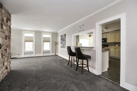 595 E Concord St, Sheldon, IL 60966 photo 2