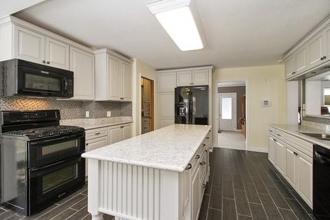 595 E Concord St, Sheldon, IL 60966 photo 5