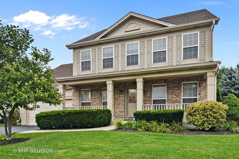 157 Hearthstone Dr, Bartlett, IL 60103 photo 1