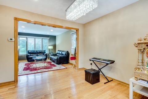 1560 Creekside Dr, Hoffman Estates, IL 60169 photo 16