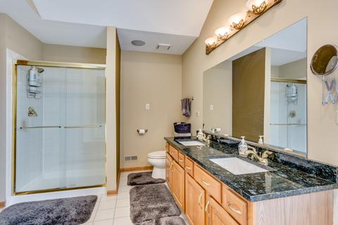 1560 Creekside Dr, Hoffman Estates, IL 60169 photo 30