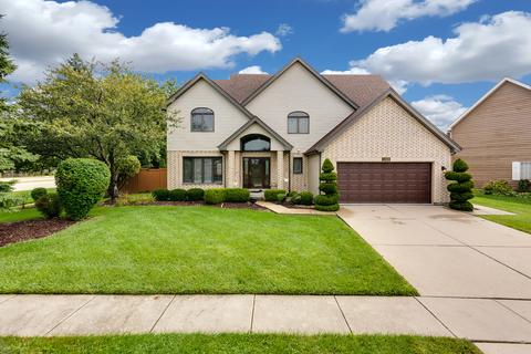 1560 Creekside Dr, Hoffman Estates, IL 60169 photo 2